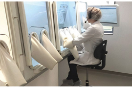L’unité de production de Revatis utilise des technologies innovantes, comme la production en isolateur aseptique, pour limiter l’impact environnemental © Revatis SA